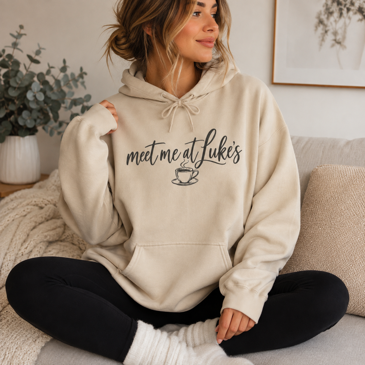 Meet me at Luke's Stars Hollow Gilmore Girls Gildan Unisex Heavy Blend™ Hooded Sweatshirt