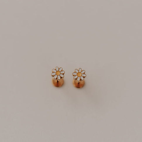 Carolina Daisy Flat Back Studs