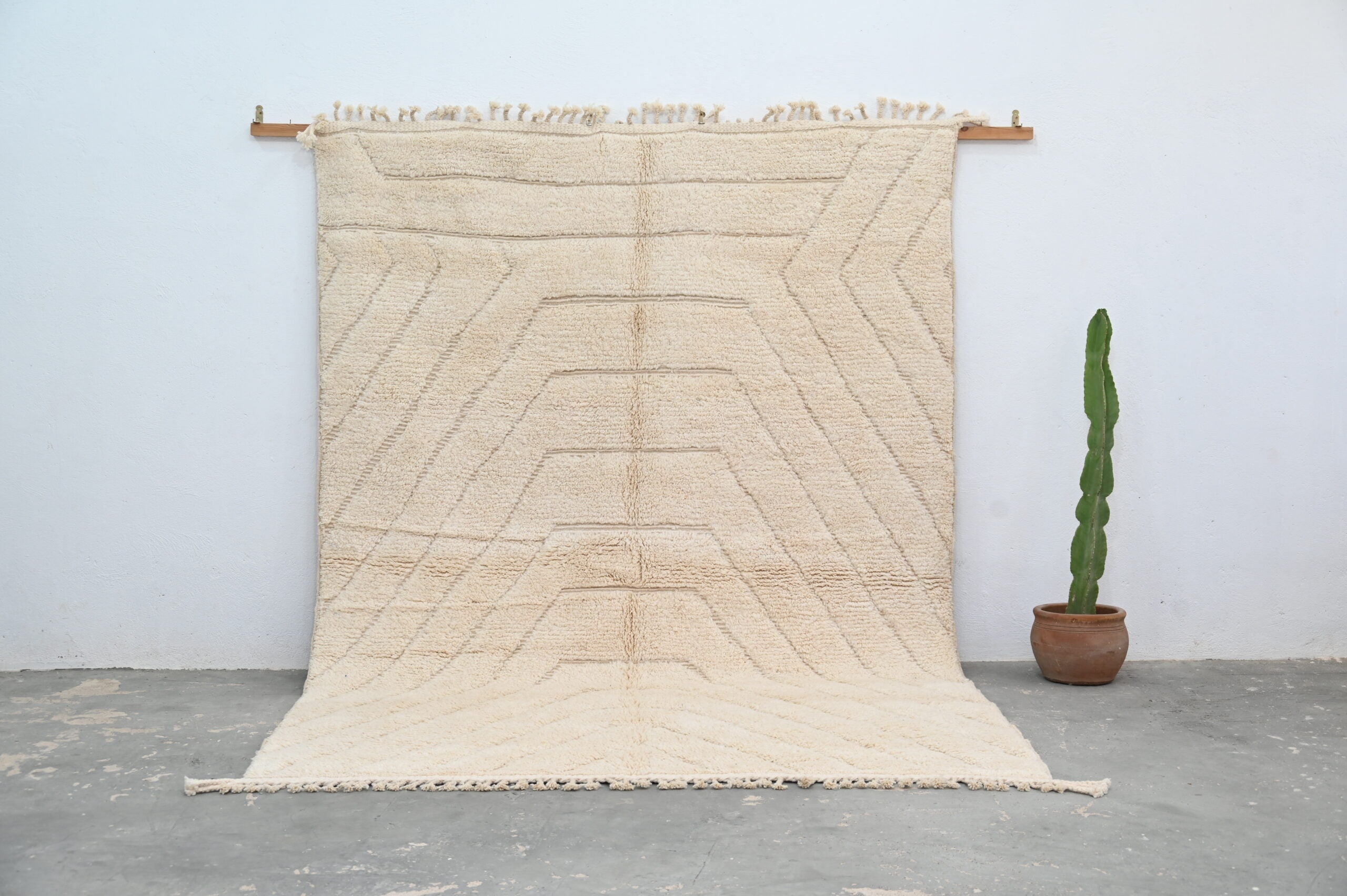 DecorBites™ Moroccan Handmade Traditional Beni Ouarain Rug 285 X 205 Cm